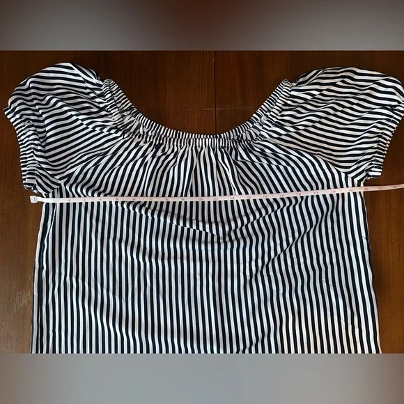 Chico’s, vertical black and white stripe blouse. Size 0. - Picture 7 of 8